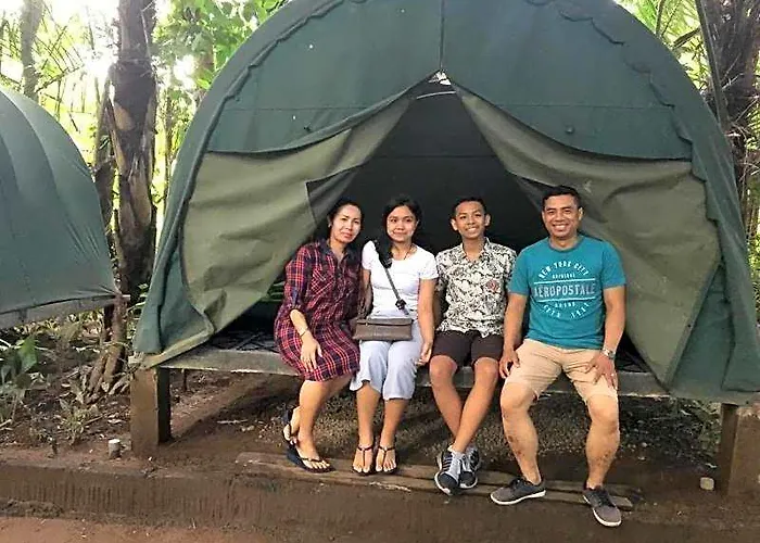 Tegal Dukuh Camp Parque de Campismo